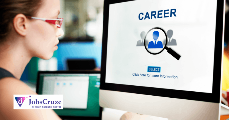 The Role of LinkedIn in Job Search Success