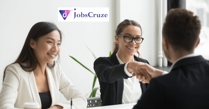 How to Accept a Job Offer Letter in 2025 (With Email Samples & Tips)